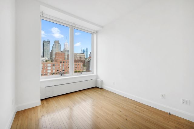 121 W 19TH Street PHF, New York City, NY 10011