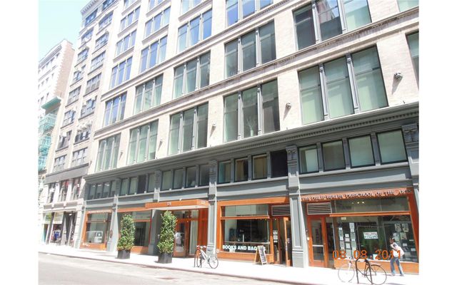 121 W 19TH Street PHF, New York City, NY 10011