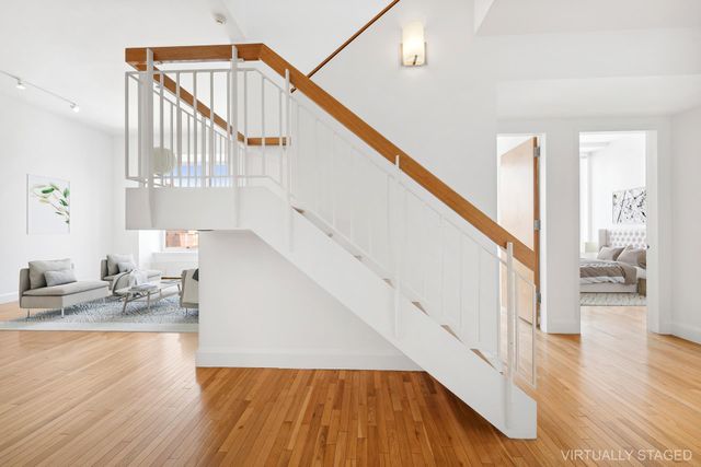 121 W 19TH Street PHF, New York City, NY 10011