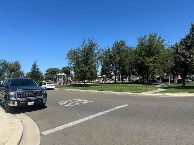 2214 Milano St, Manteca, CA 95337