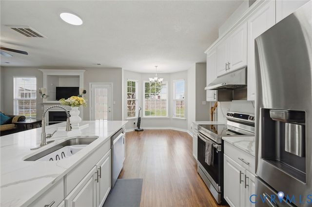 305 Perrymont Rd, Hopewell, VA 23860