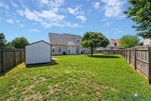 305 Perrymont Rd, Hopewell, VA 23860