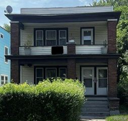 460 9th Street, Niagara Falls, NY 14303