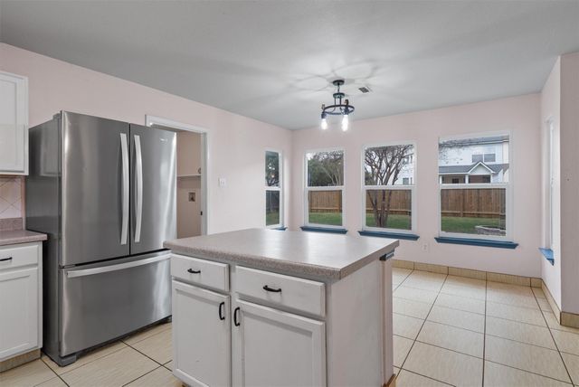 2122 Deer Creek TRL, Round Rock, TX 78665