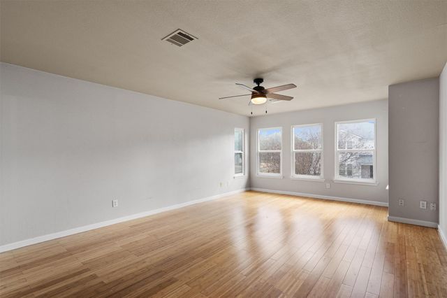 2122 Deer Creek TRL, Round Rock, TX 78665