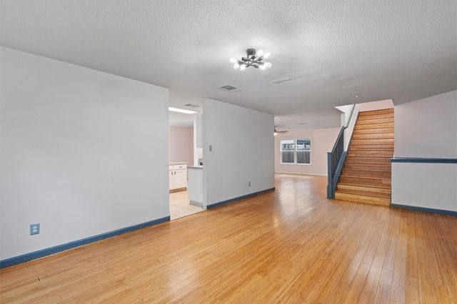 2122 Deer Creek TRL, Round Rock, TX 78665