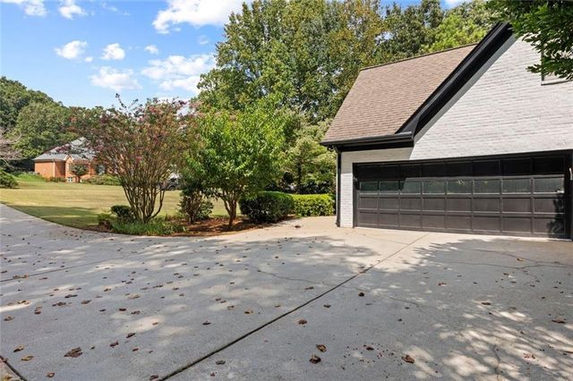 5502 Oakwood Drive, Stone Mountain, GA 30087