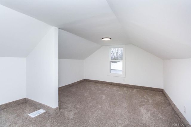 23824 Tuscany Avenue, Eastpointe, MI 48021