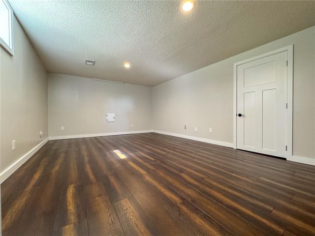 309 N Cleveland Avenue, Belton, MO 64012