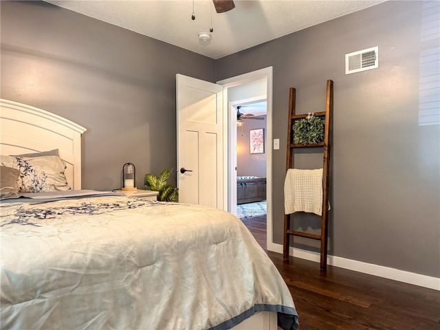 309 N Cleveland Avenue, Belton, MO 64012