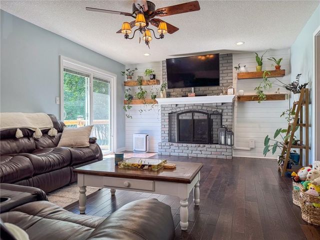 309 N Cleveland Avenue, Belton, MO 64012