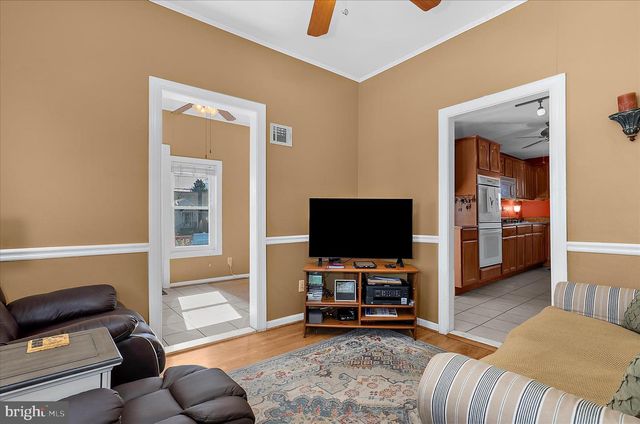 317 DORIS, Baltimore, MD 21225