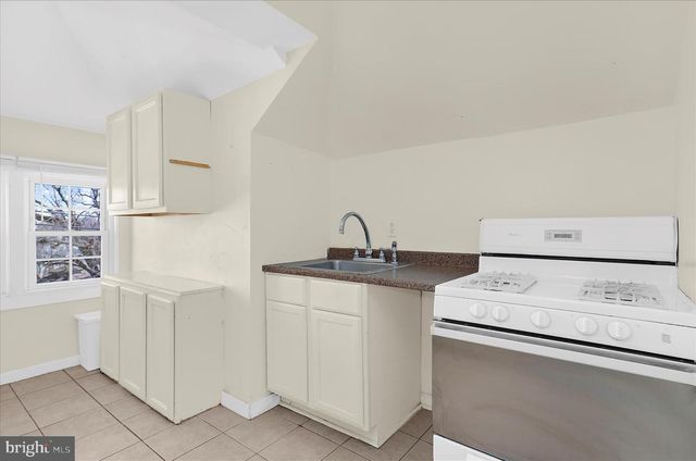 317 DORIS, Baltimore, MD 21225