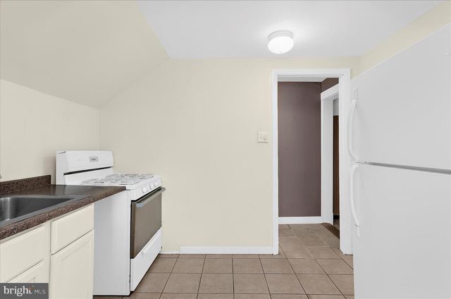 317 DORIS, Baltimore, MD 21225