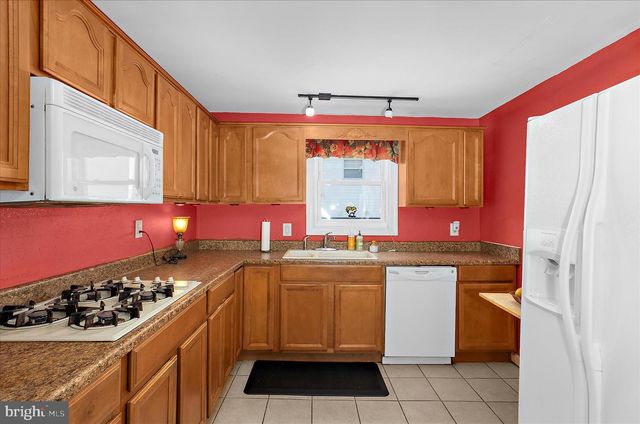 317 DORIS, Baltimore, MD 21225