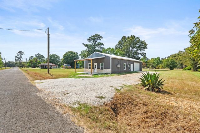 131 High Crest Drive, Point Blank, TX 77364