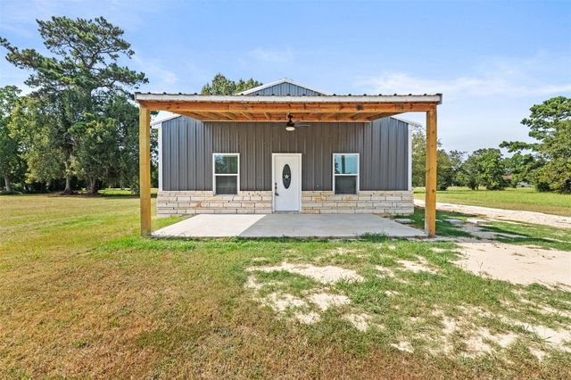 131 High Crest Drive, Point Blank, TX 77364