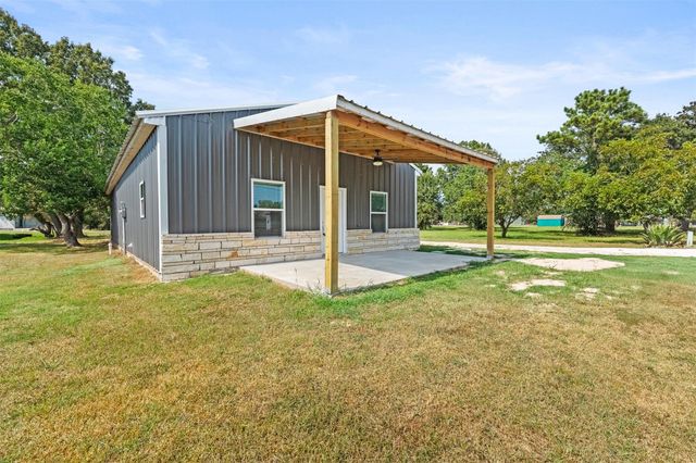 131 High Crest Drive, Point Blank, TX 77364