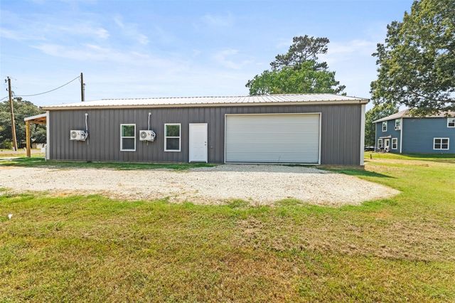 131 High Crest Drive, Point Blank, TX 77364