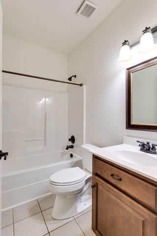 1002 Glessner DR, Spring Hill, TN 37174