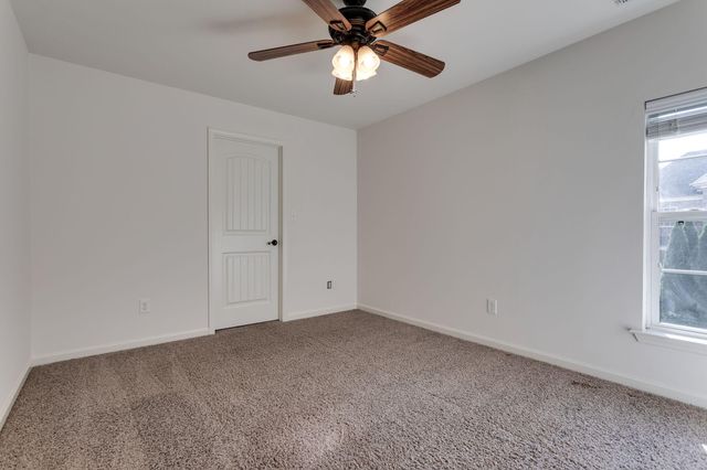 1002 Glessner DR, Spring Hill, TN 37174