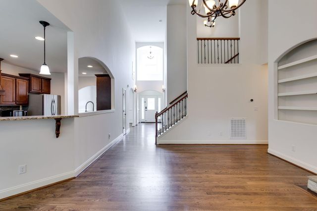 1002 Glessner DR, Spring Hill, TN 37174