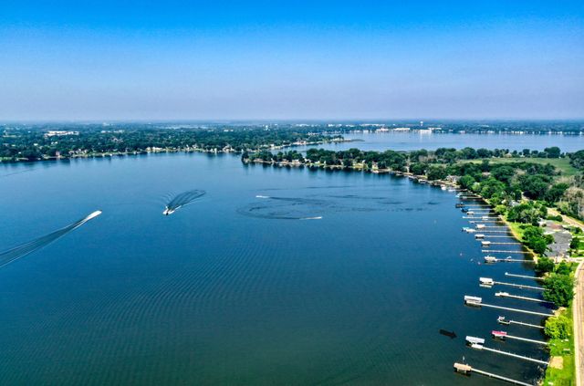 8112 N Shore Trail N, Forest Lake, MN 55025