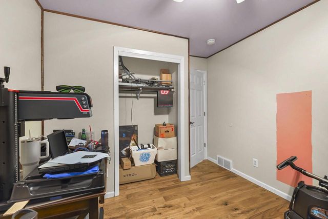 5 Yorktown Circle, Madison, WI 53711