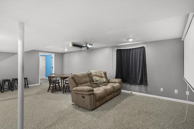 5 Yorktown Circle, Madison, WI 53711