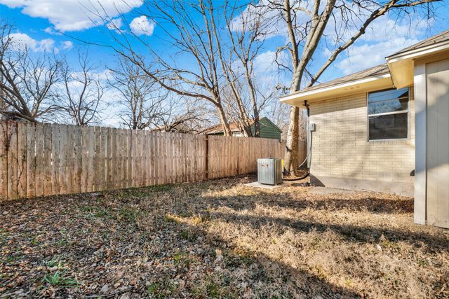 1205 N Bradley Street, Mckinney, TX 75069