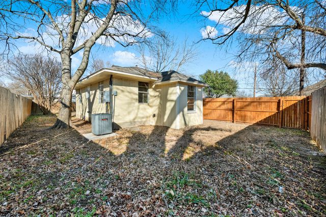 1205 N Bradley Street, Mckinney, TX 75069