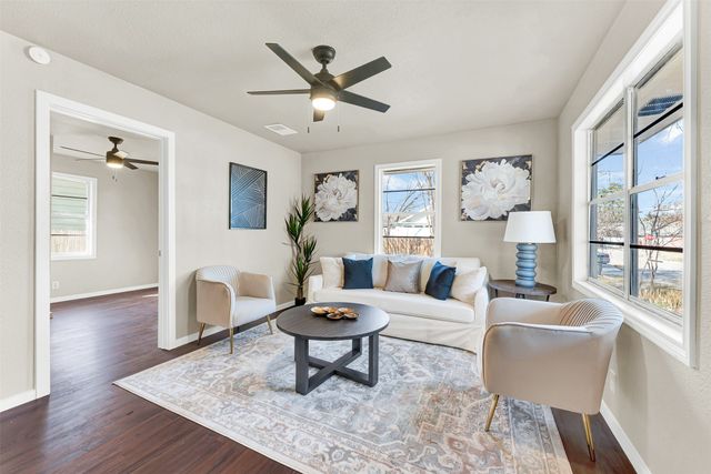 1205 N Bradley Street, Mckinney, TX 75069