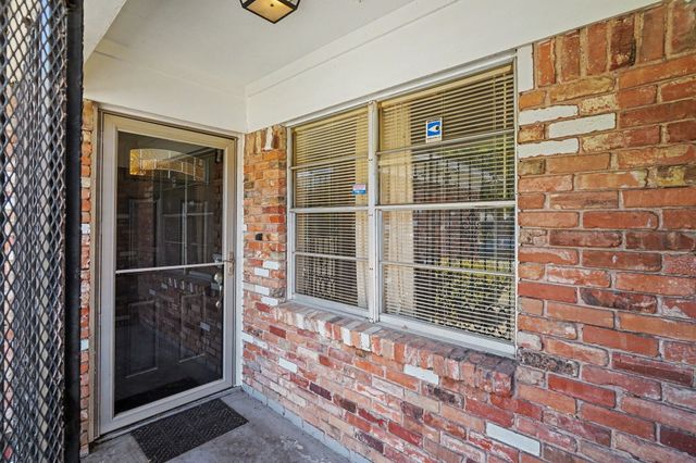 6620 Atha Drive, Dallas, TX 75217
