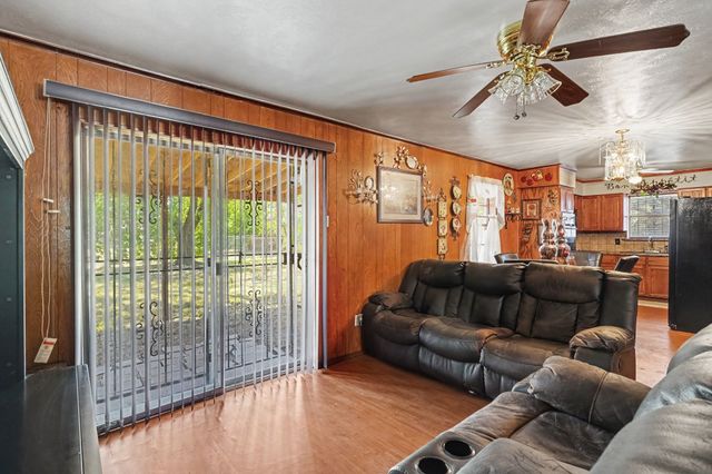 6620 Atha Drive, Dallas, TX 75217