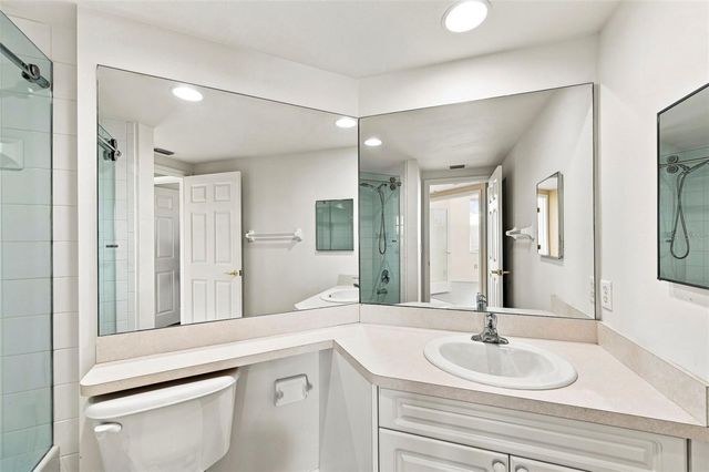 960 STARKEY ROAD 3501, Largo, FL 33771