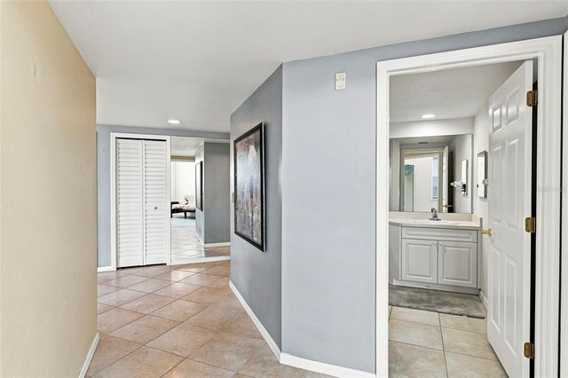 960 STARKEY ROAD 3501, Largo, FL 33771