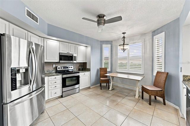 960 STARKEY ROAD 3501, Largo, FL 33771
