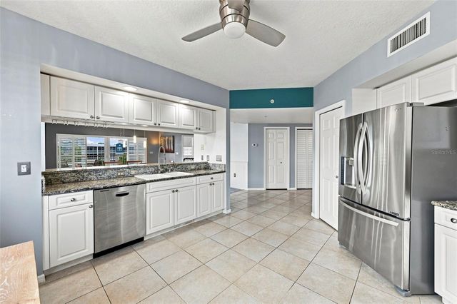 960 STARKEY ROAD 3501, Largo, FL 33771