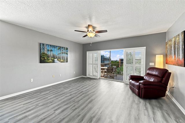 960 STARKEY ROAD 3501, Largo, FL 33771