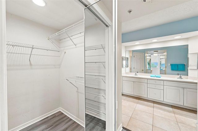 960 STARKEY ROAD 3501, Largo, FL 33771