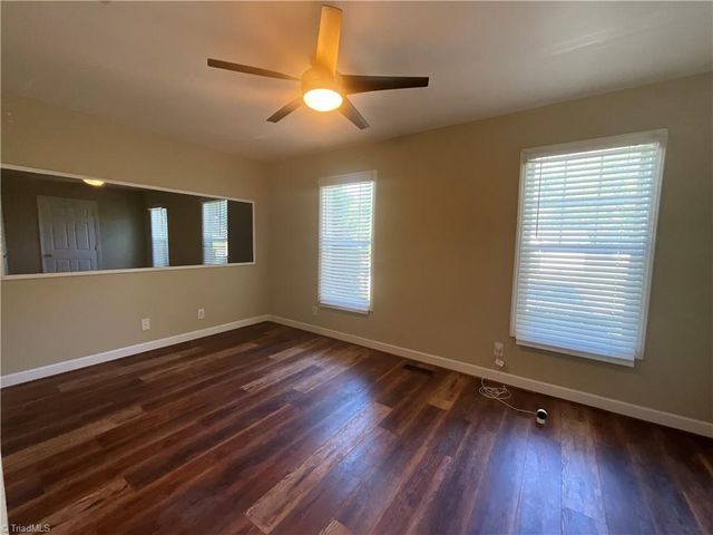 3313 Ridgeback Drive, Winston-salem, NC 27107
