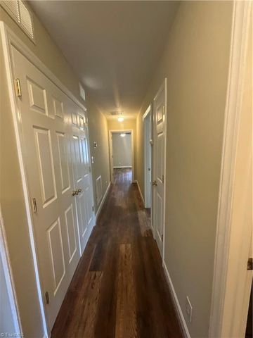 3313 Ridgeback Drive, Winston-salem, NC 27107