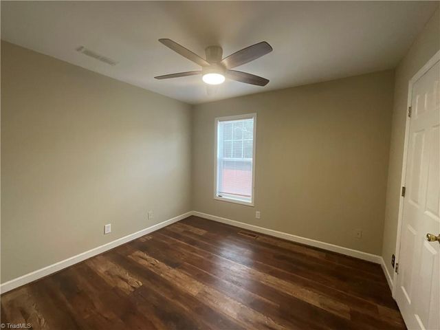 3313 Ridgeback Drive, Winston-salem, NC 27107