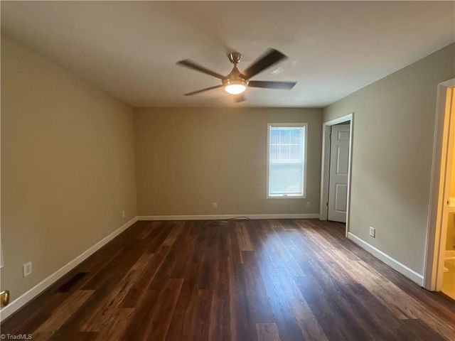 3313 Ridgeback Drive, Winston-salem, NC 27107