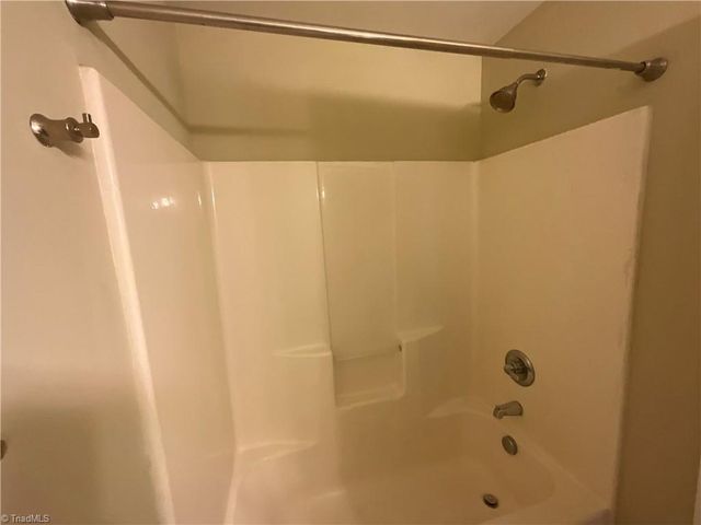 3313 Ridgeback Drive, Winston-salem, NC 27107