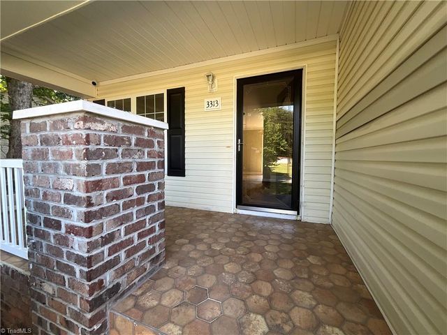 3313 Ridgeback Drive, Winston-salem, NC 27107