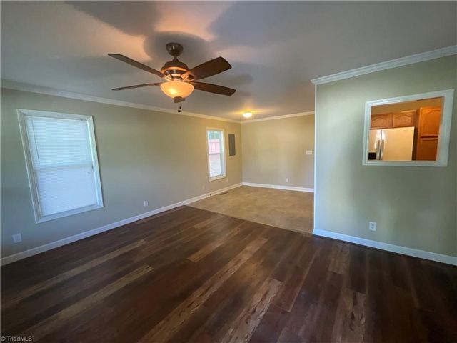 3313 Ridgeback Drive, Winston-salem, NC 27107