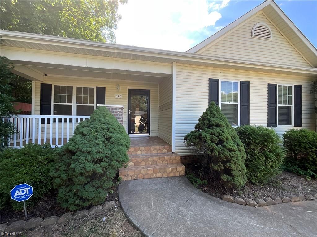 3313 Ridgeback Drive, Winston-salem, NC 27107
