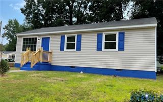 2349 Maclin Cir, Hopewell, VA 23860