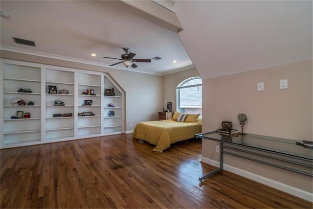 15306 Coastal Oak Court, Houston, TX 77059